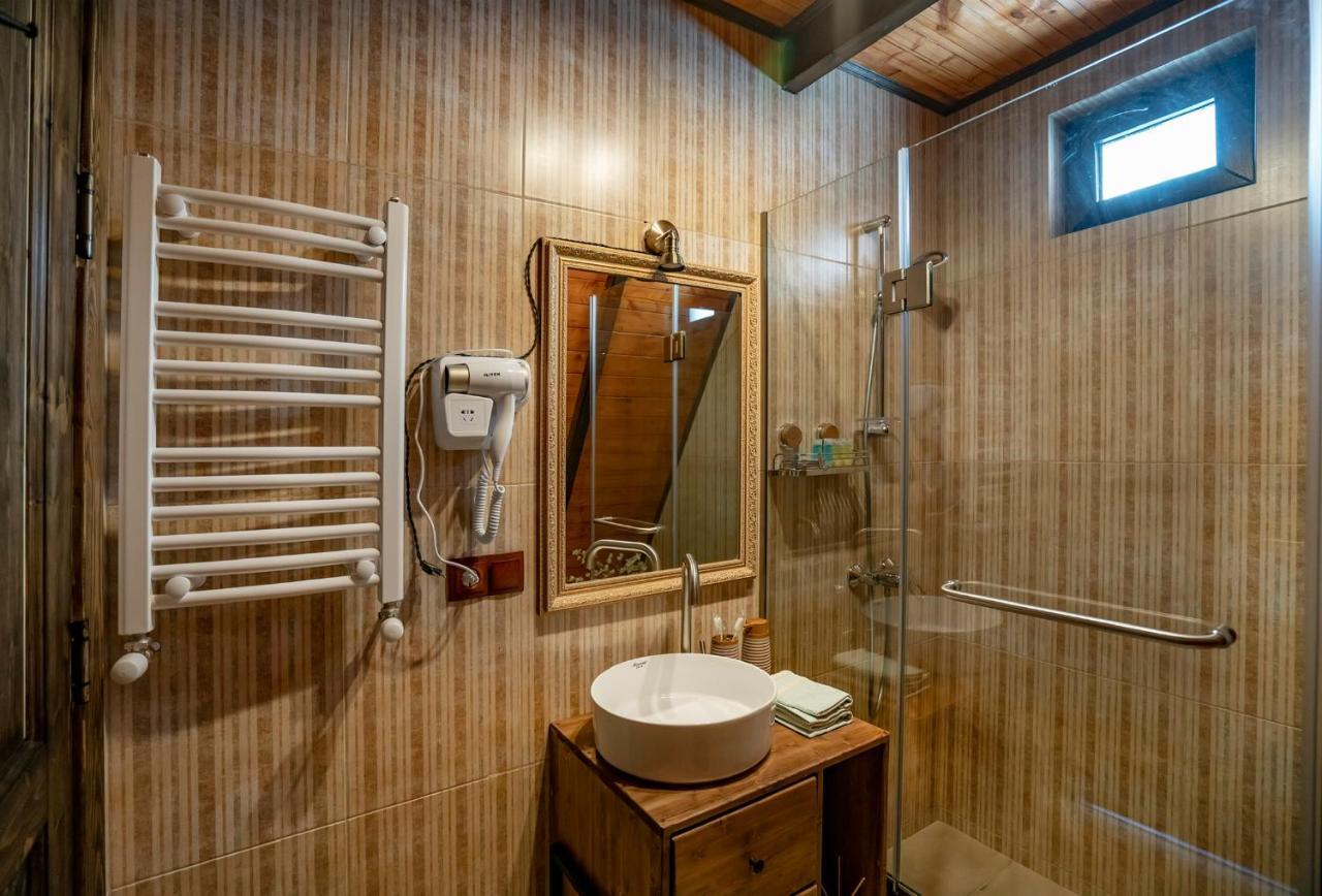 Voyager Villa Kazbegi Eksteriør billede